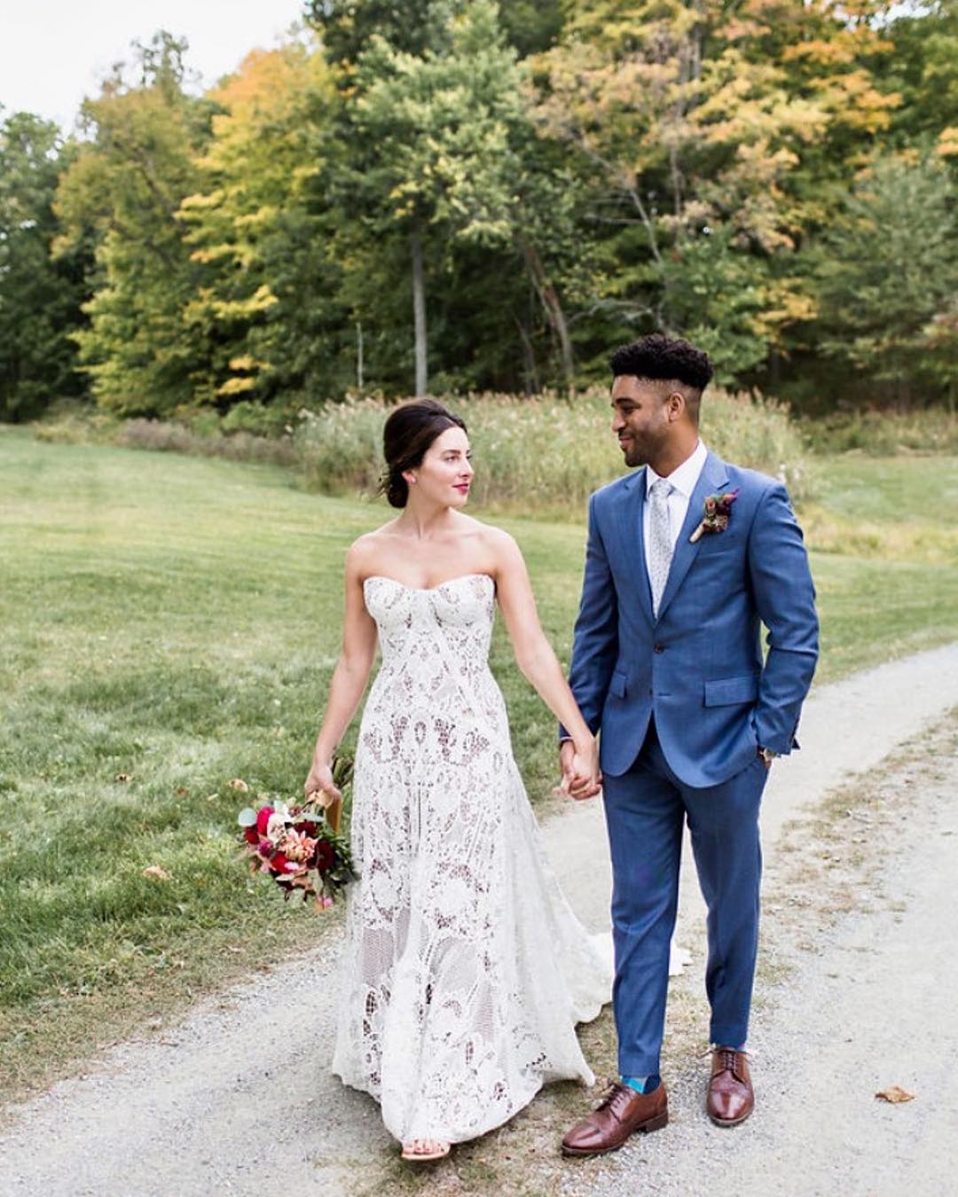 Our relationship with Bride Charlotte was over a year in the making, and a wonderful wonderful experience for all involved. Expect to see many more photos of this beautiful lady, her beau and maidens in upcoming posts. Please, let this not be over # weddinghair ⠀ Julia Bushe for Julia Elizabeth Photography